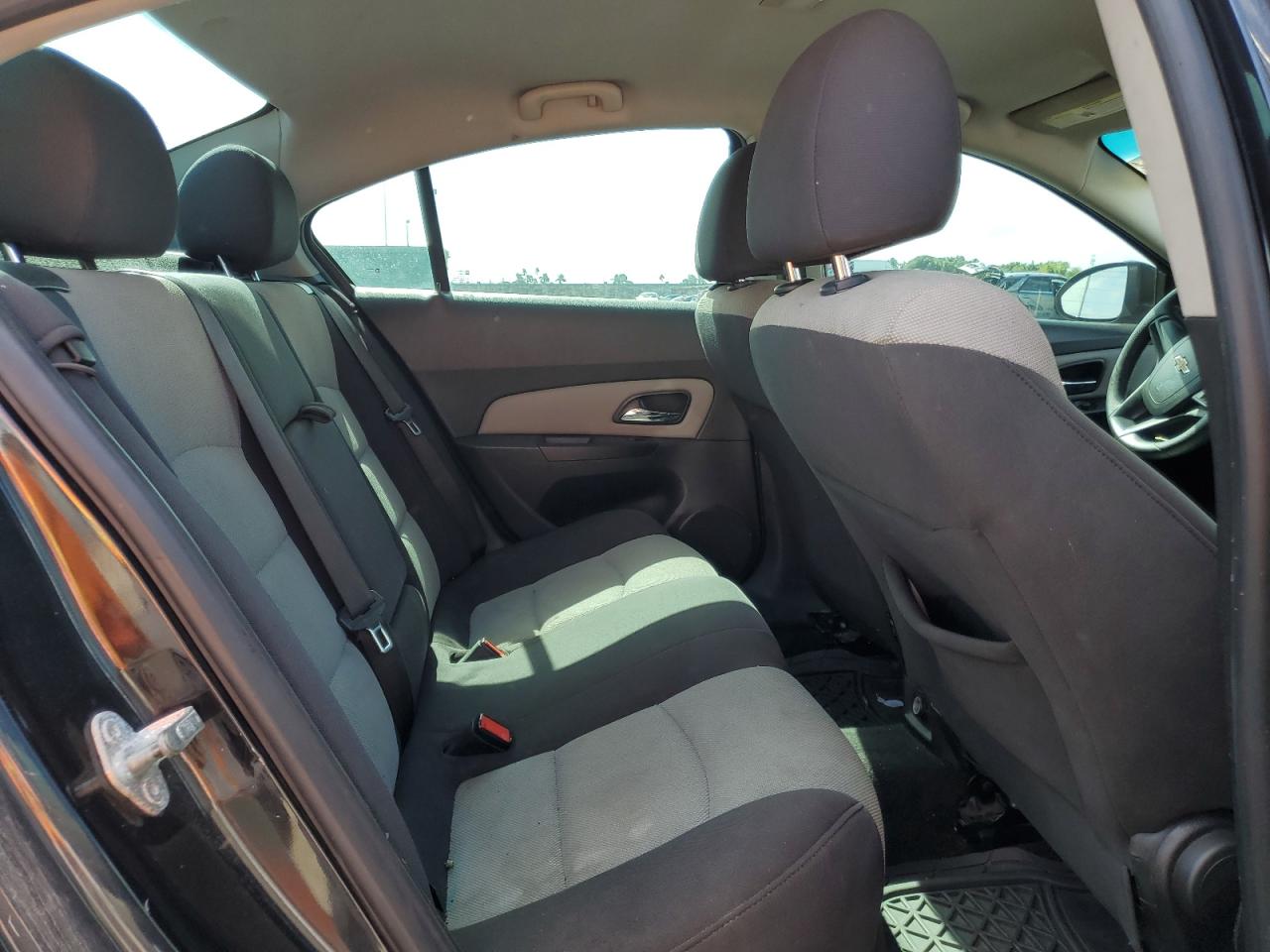 2014 Chevrolet Cruze - Image 10
