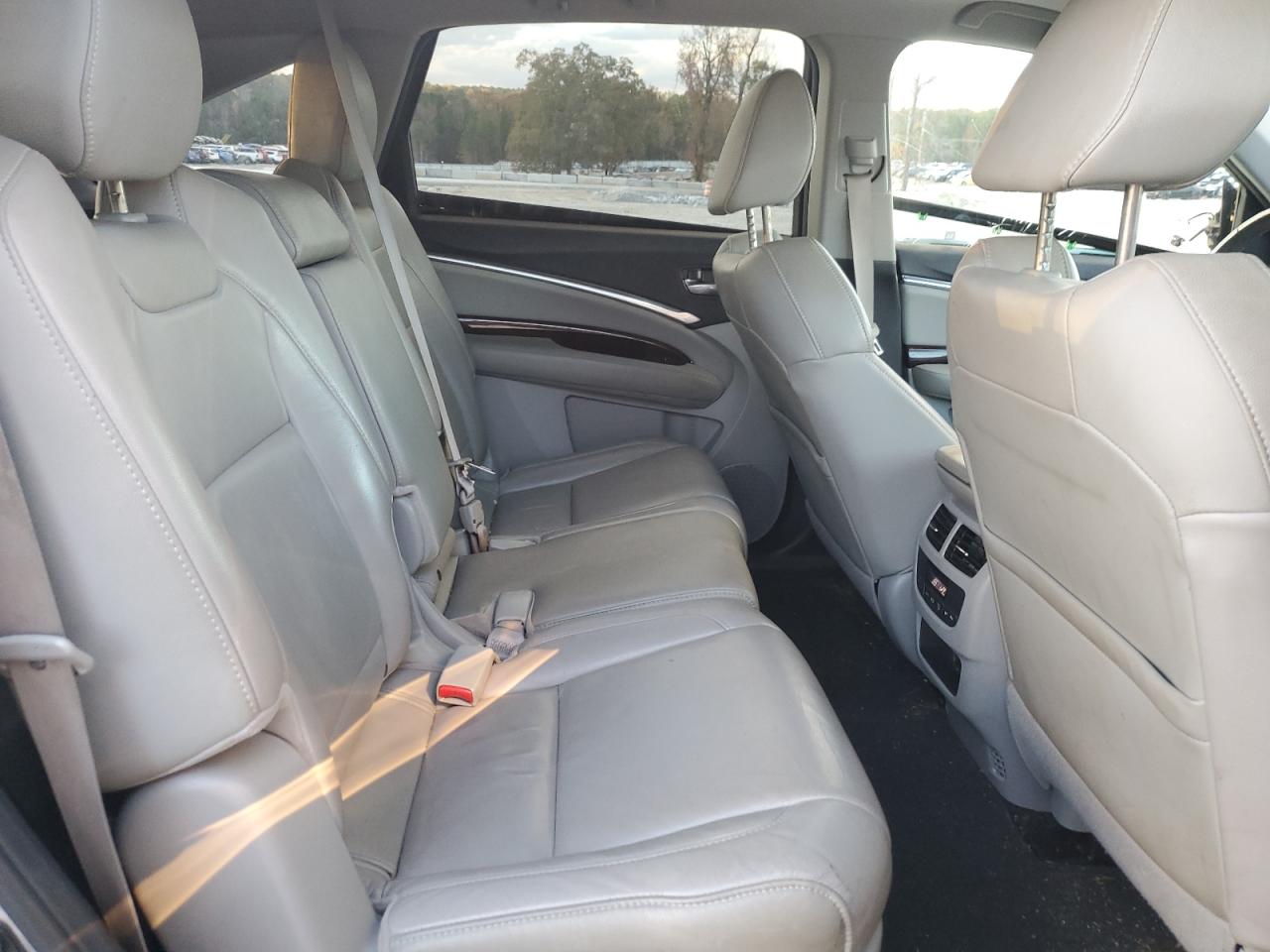2016 Acura MDX - Image 11