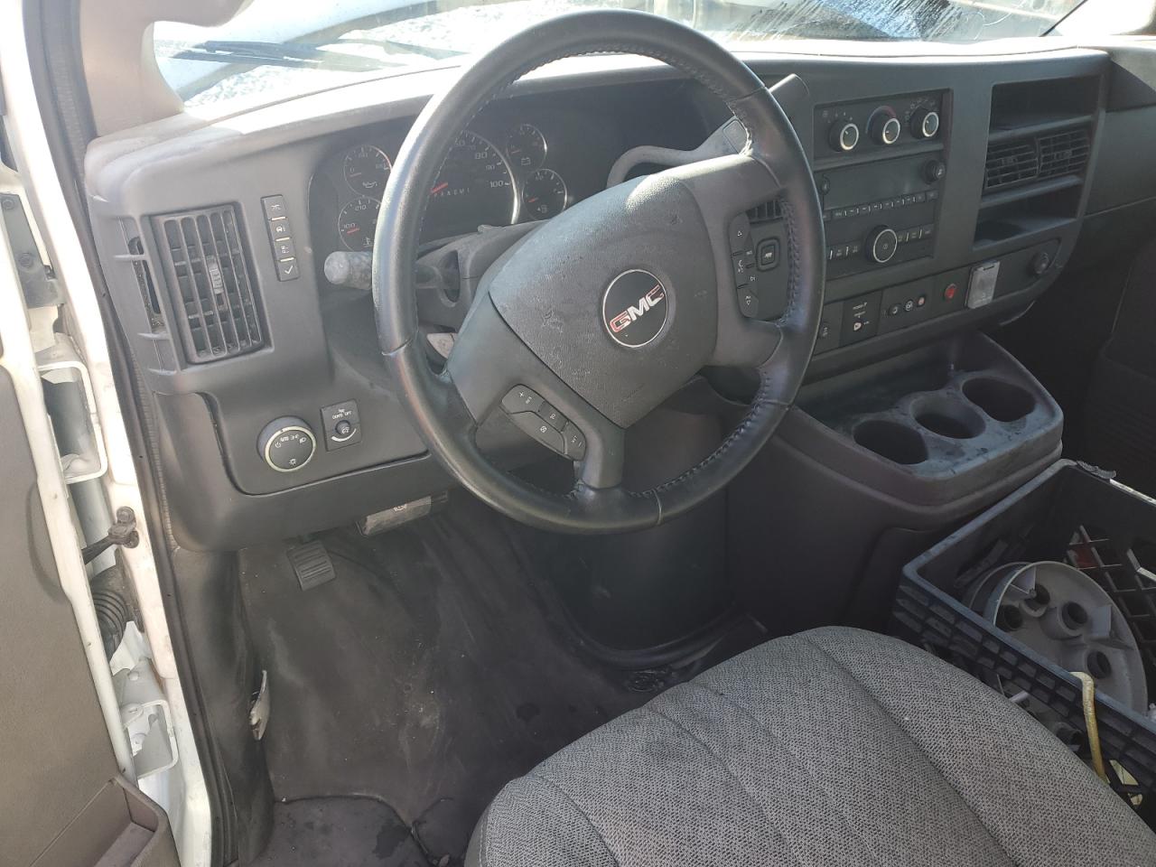 2022 GMC Savana Cutaway G4500 VIN: 7GZ67VC75NN001167 Lot: 80589184