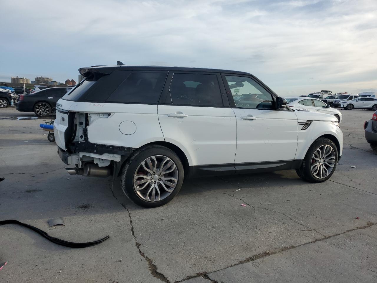 2016 Land Rover Range Rover - Image 3