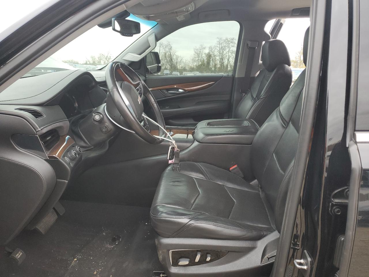2019 Cadillac Escalade - Image 7