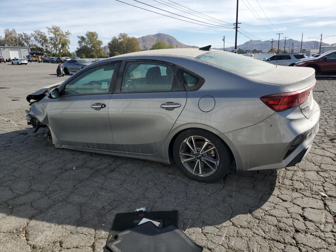 2023 Kia Forte - Image 2