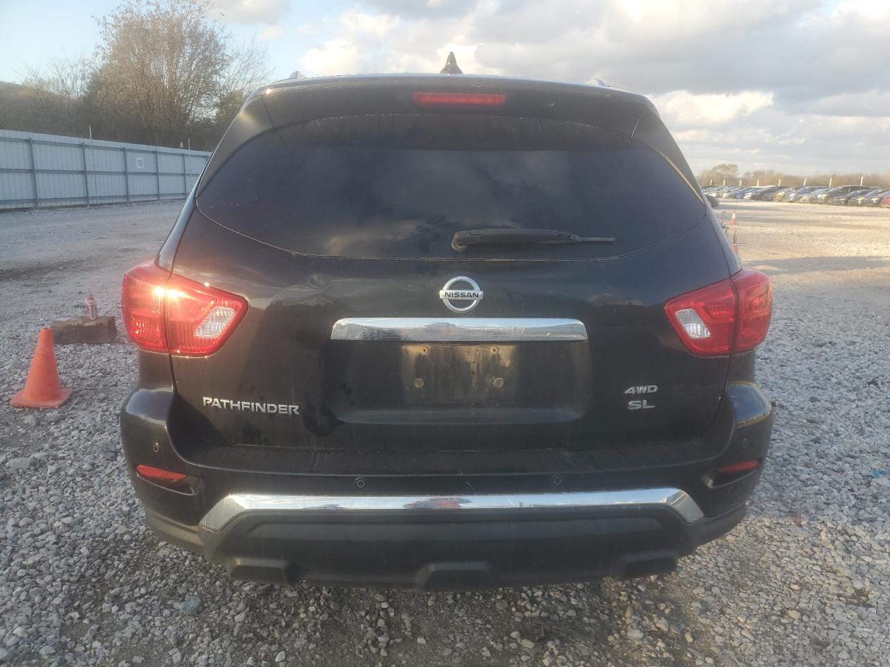 2019 Nissan Pathfinder S VIN: 5N1DR2MM9KC646697 Lot: 80245034