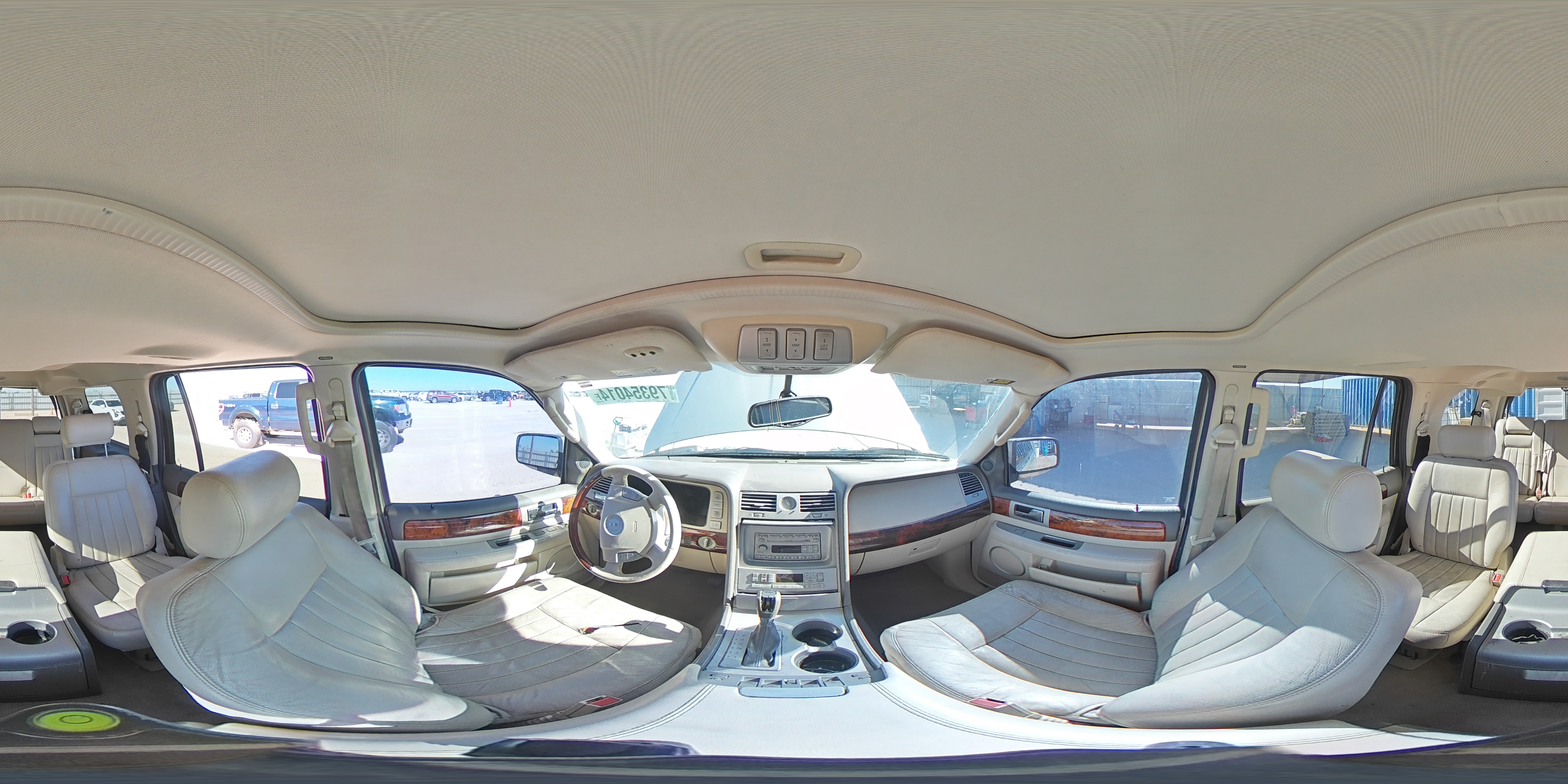 2004 Lincoln Navigator VIN: 5LMFU28R24LJ14513 Lot: 83658974