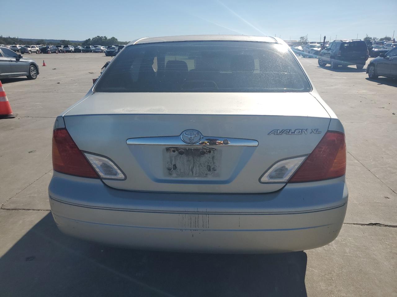 2001 Toyota Avalon Xl VIN: 4T1BF28B21U128335 Lot: 80374834