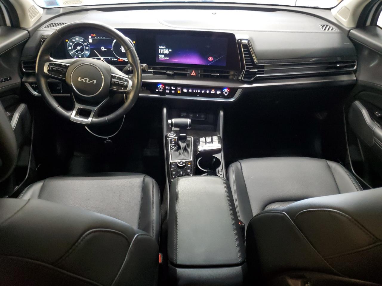 2023 Kia Sportage - Image 8