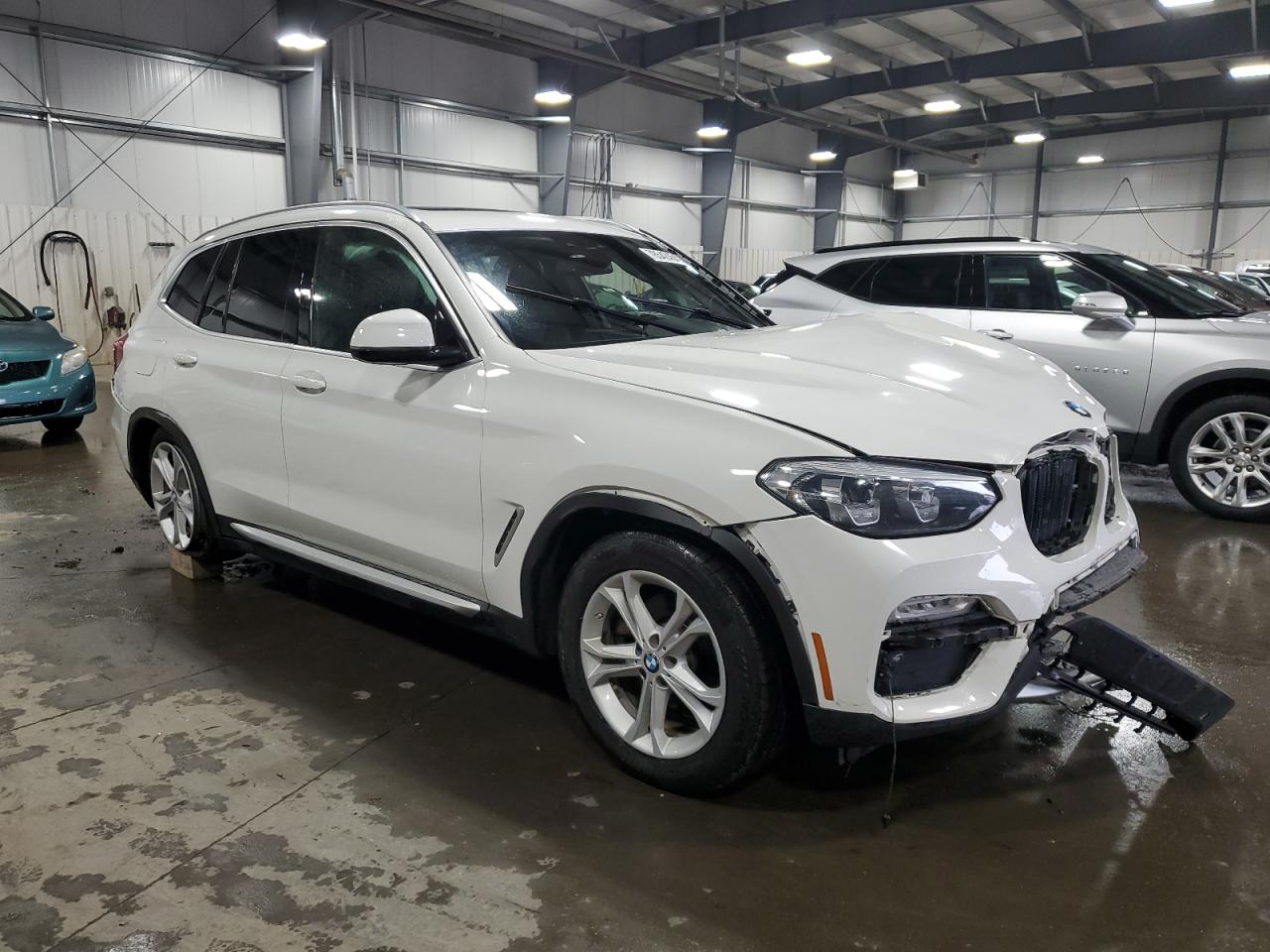 VIN 5UXTR9C59KLD90260 2019 BMW X3 no.4