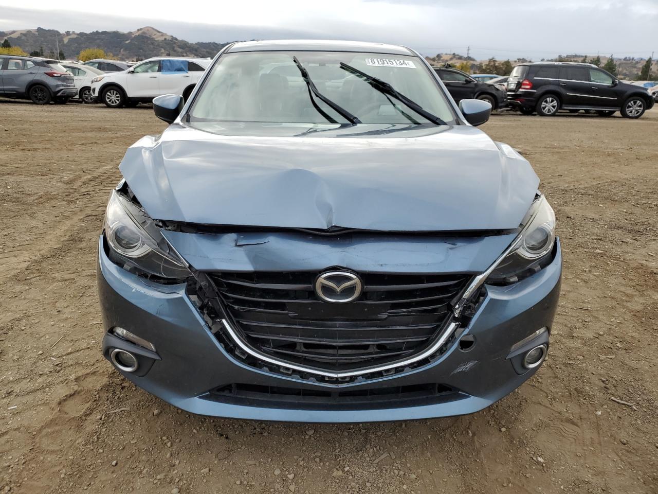 2015 Mazda 3 - Image 5