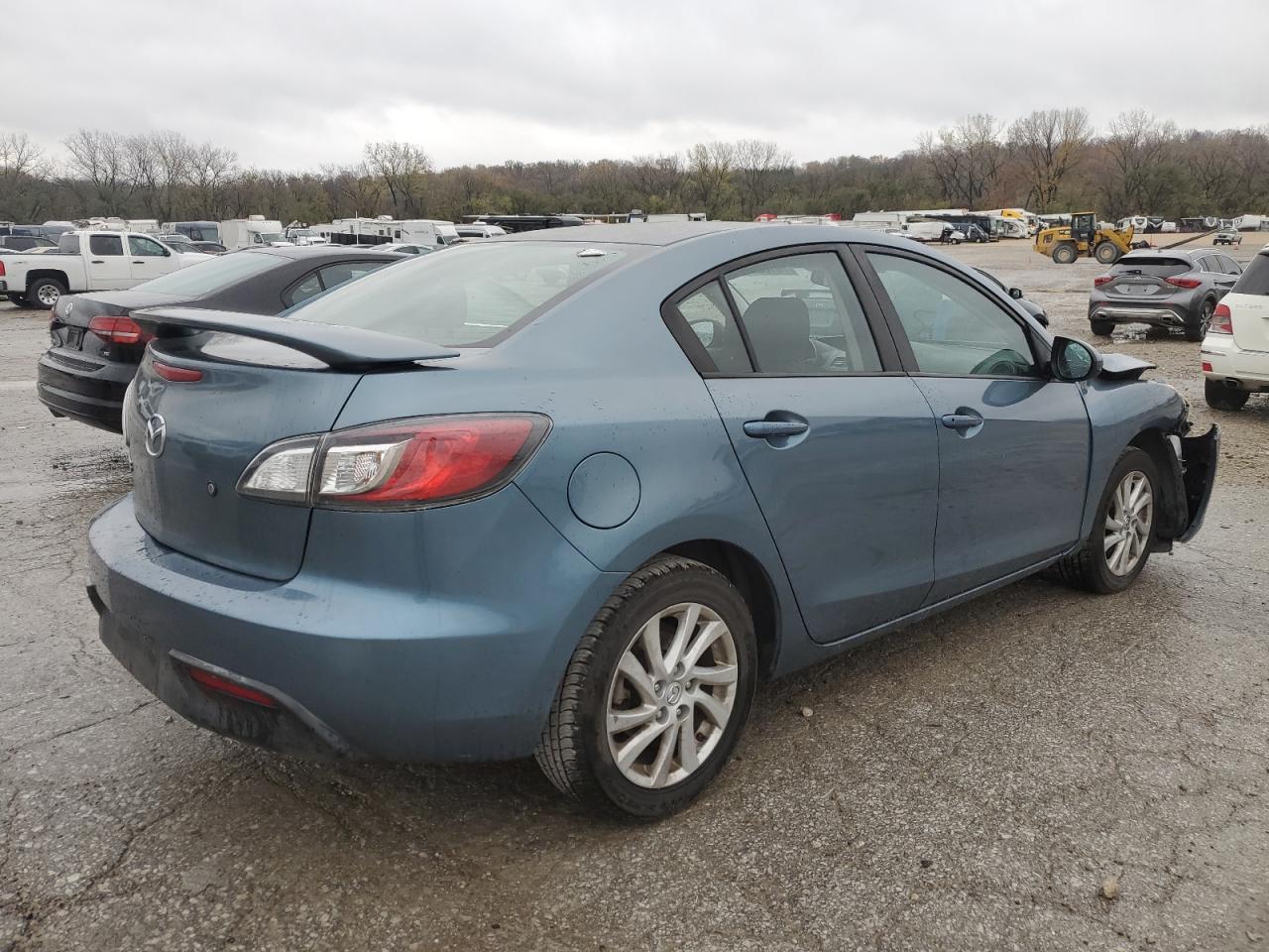 2010 Mazda 3 - Image 3