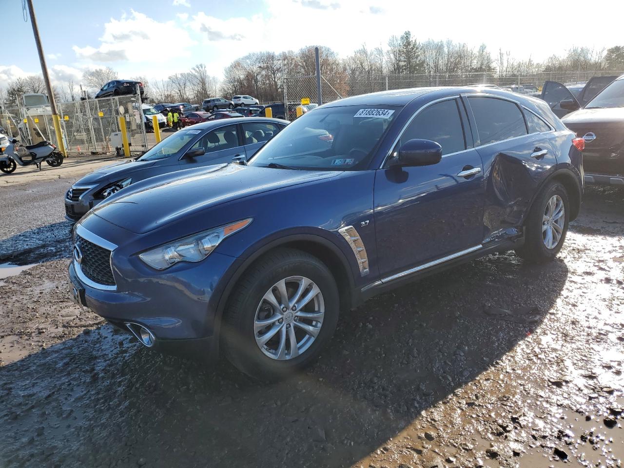 2017 Infiniti QX70 - Image 1