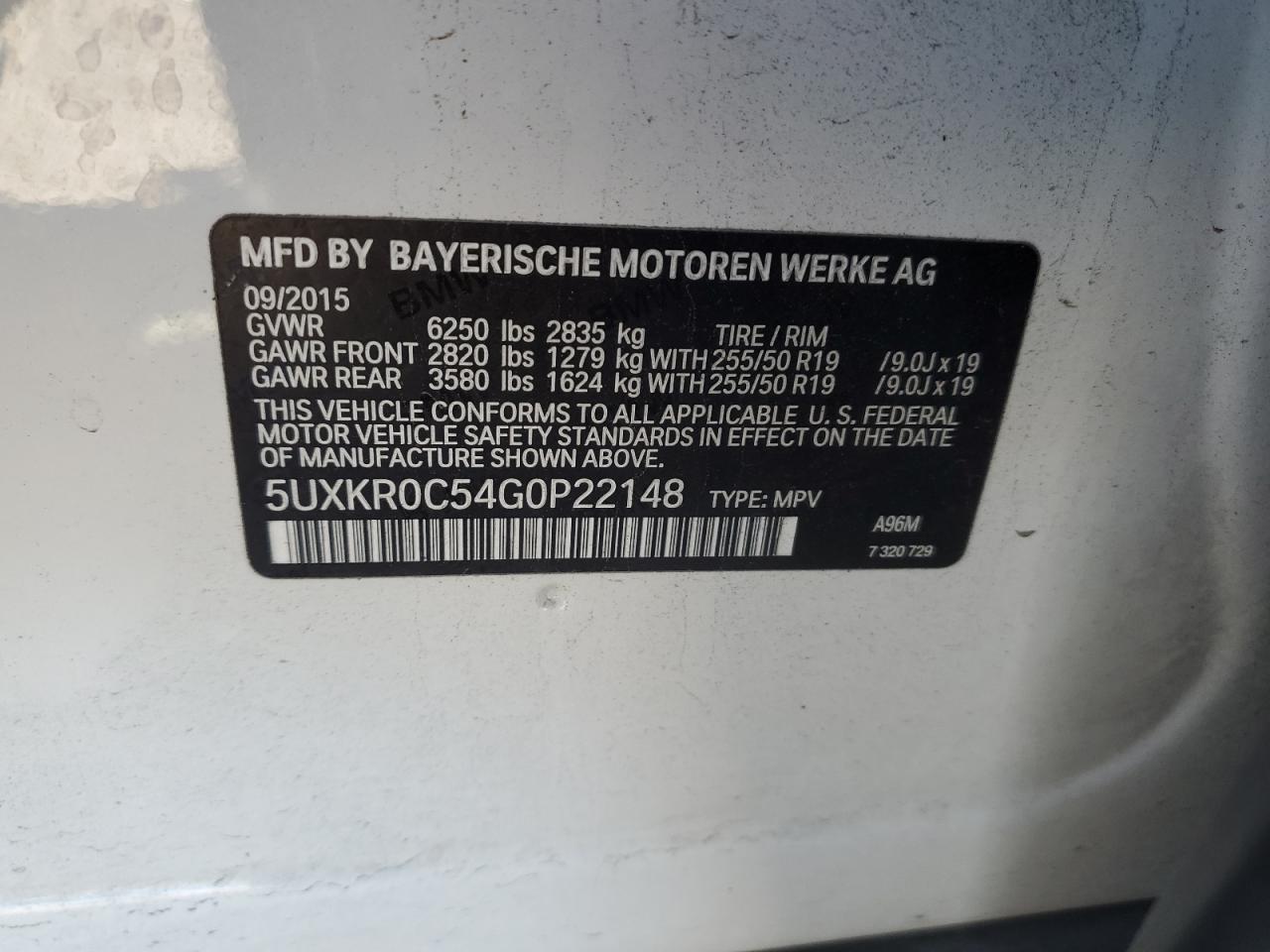 VIN 5UXKR0C54G0P22148 2016 BMW X5 no.12