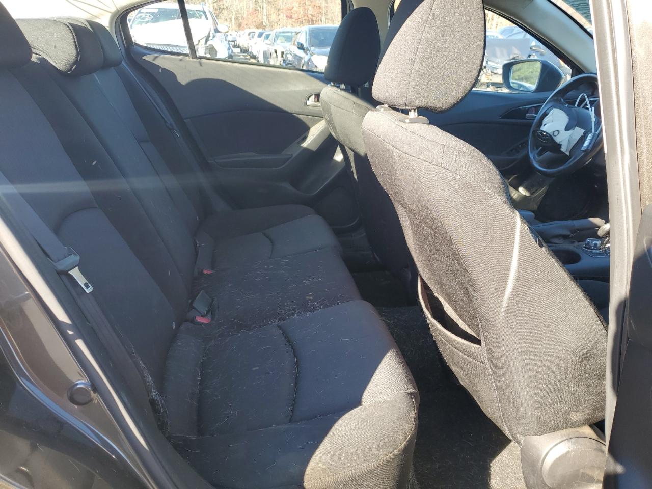 2016 Mazda 3 - Image 11