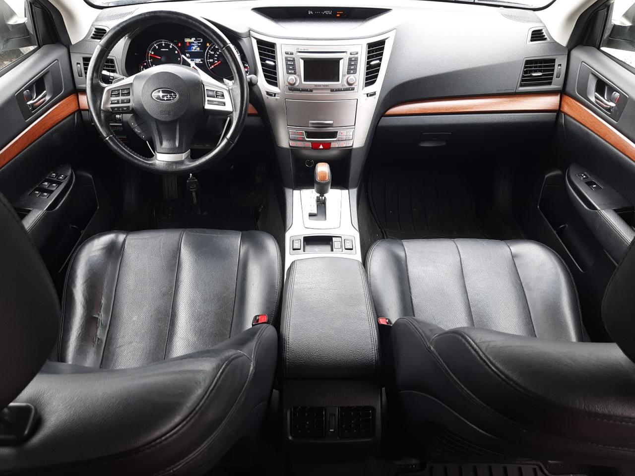 2013 Subaru Outback - Image 8