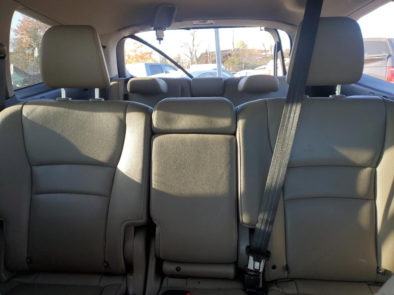 2016 Honda Pilot - Image 10