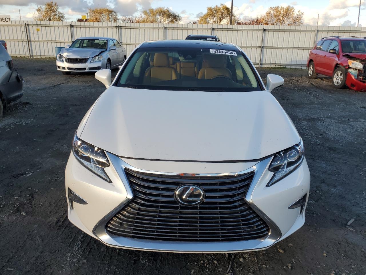 2018 Lexus ES - Image 5