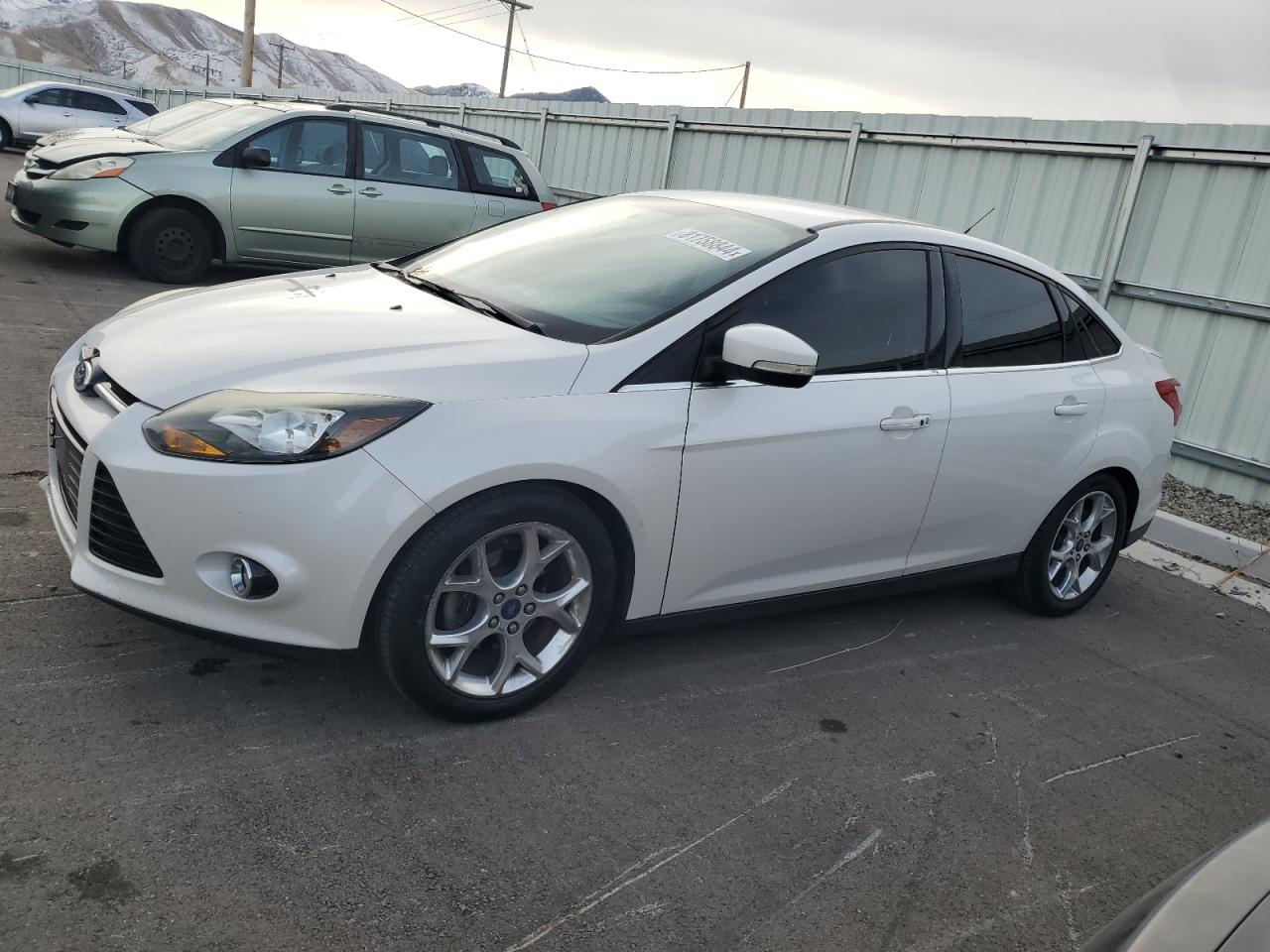 VIN 1FADP3J25EL138367 2014 FORD FOCUS no.1