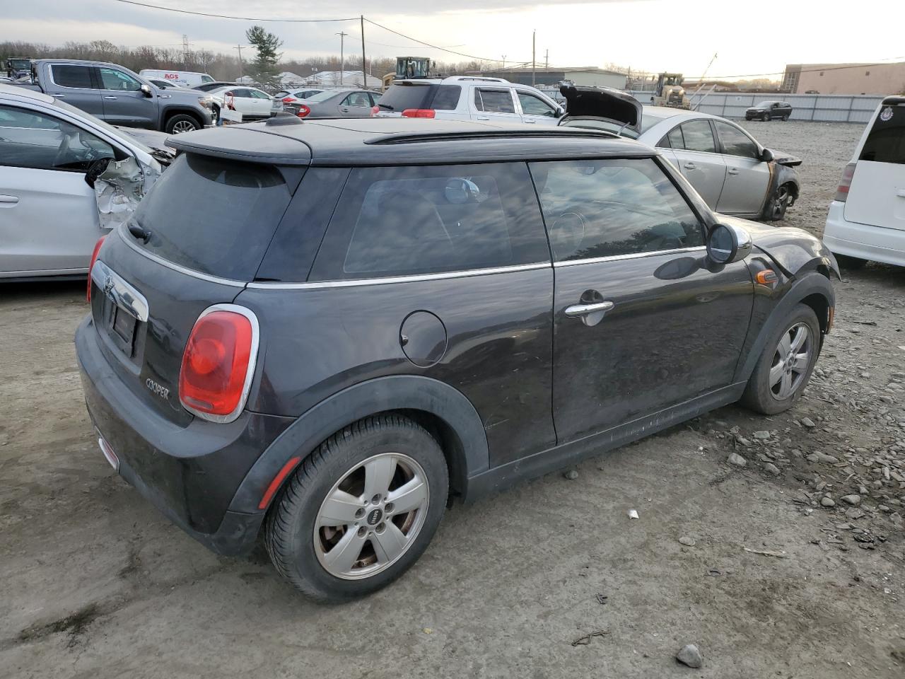 VIN WMWXM5C51F3A57287 2015 MINI COOPER no.3