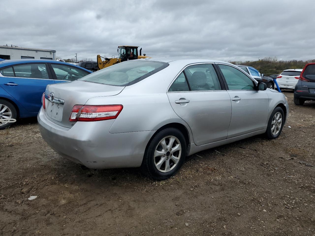 2011 Toyota Camry - Image 3