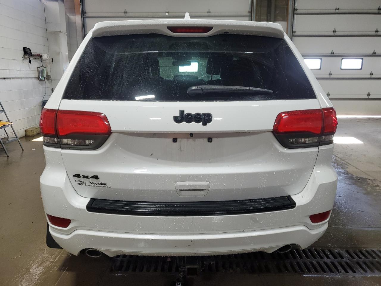 2014 Jeep Grand Cherokee - Image 6