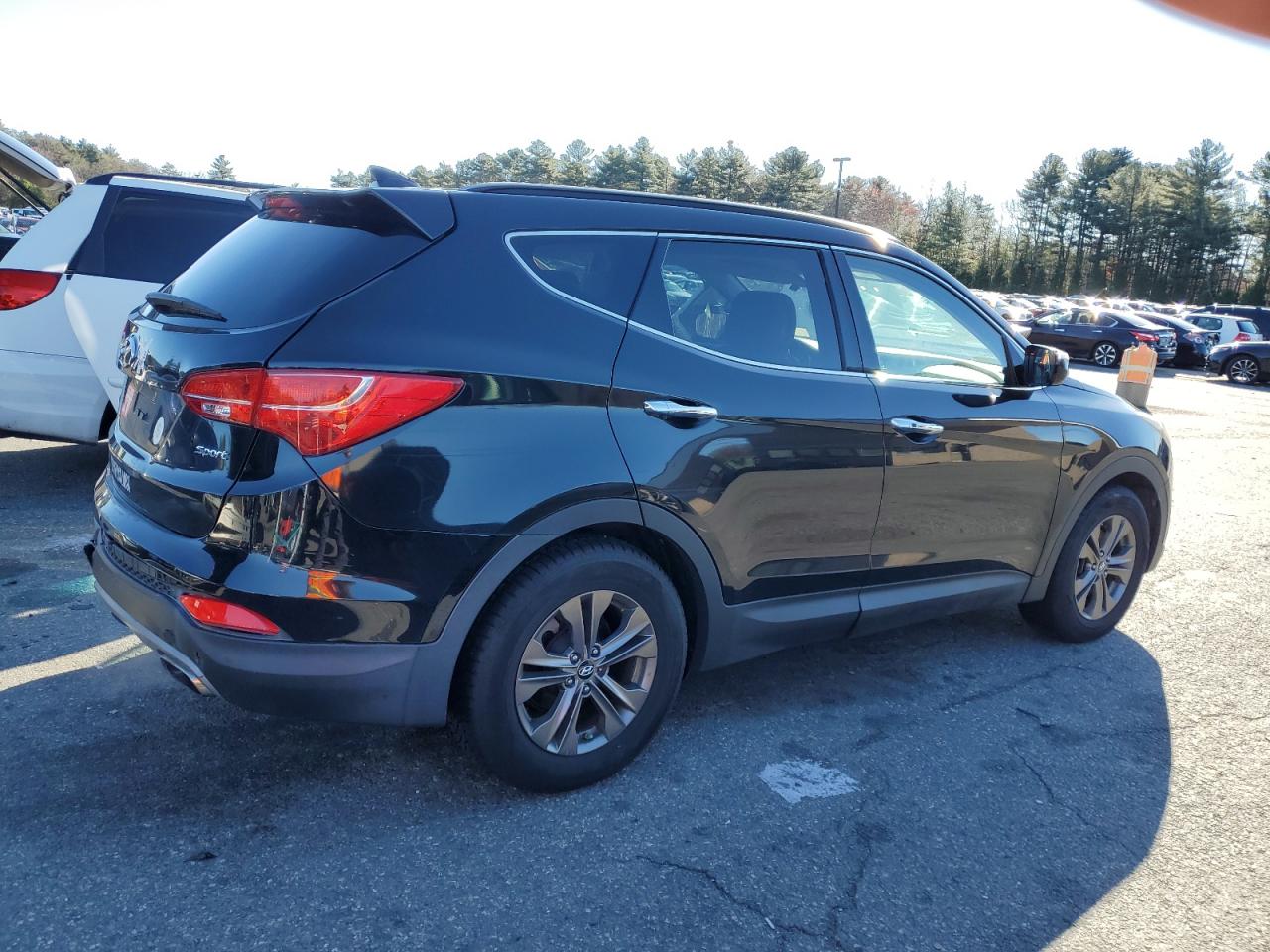 2013 Hyundai Santa Fe - Image 3
