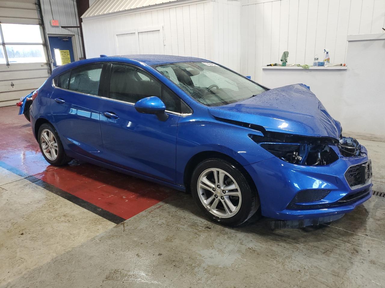 2017 Chevrolet Cruze - Image 4