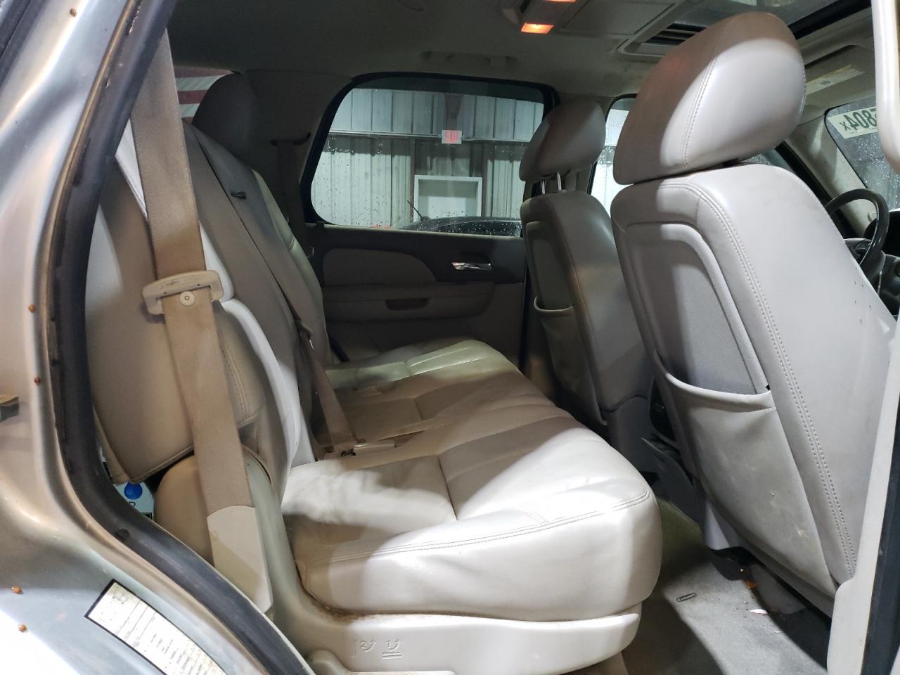 2012 Chevrolet Tahoe - Image 11