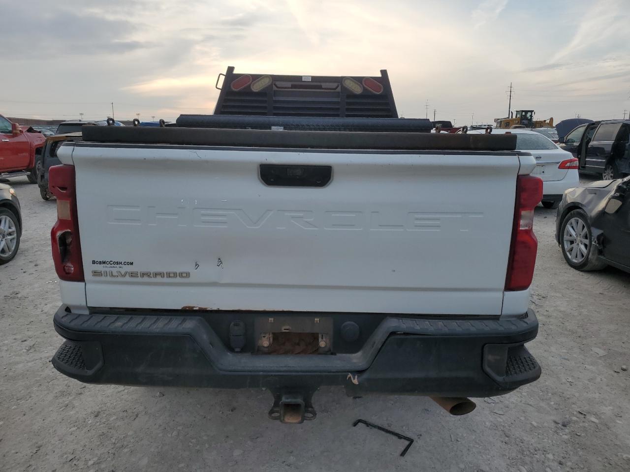 2020 Chevrolet Silverado - Image 6