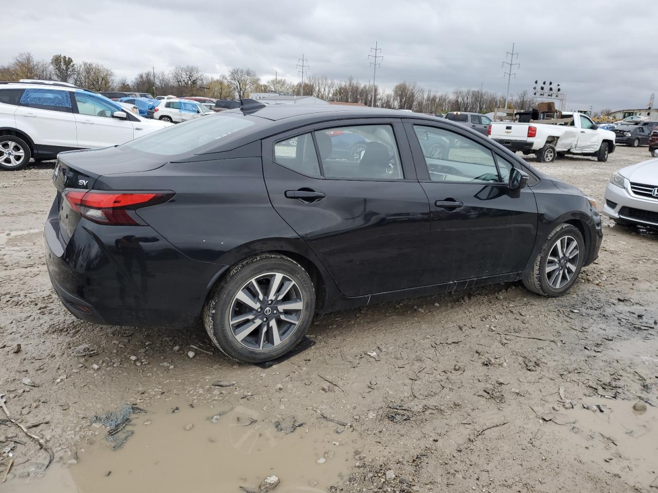 2020 Nissan Versa - Image 3