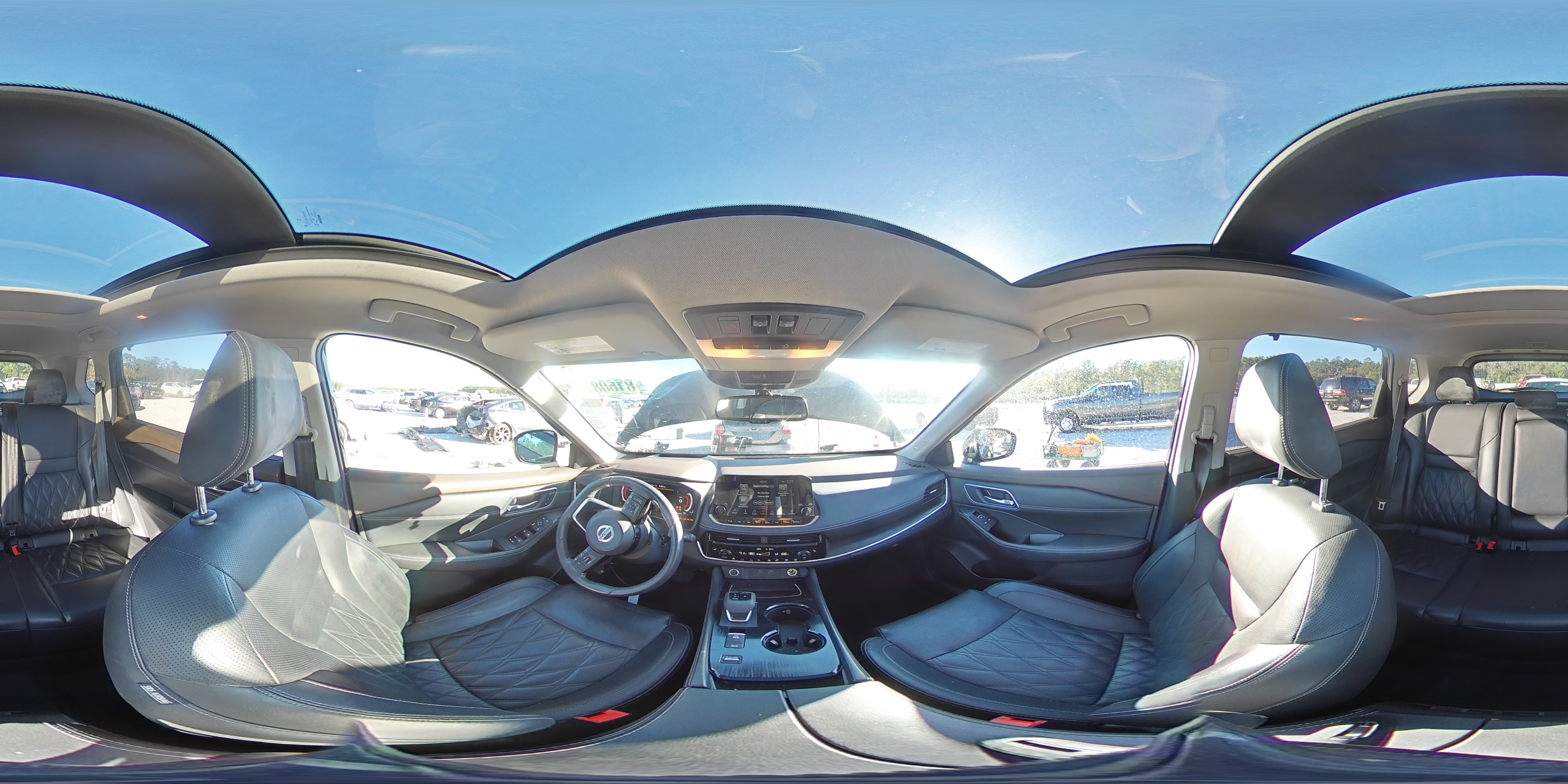 2021 Nissan Rogue - Image 16