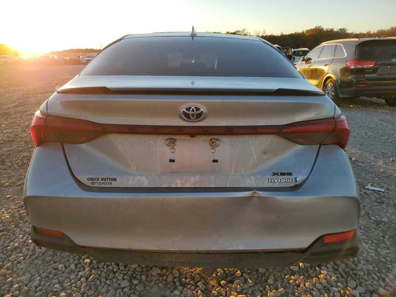 2021 Toyota Avalon - Image 6