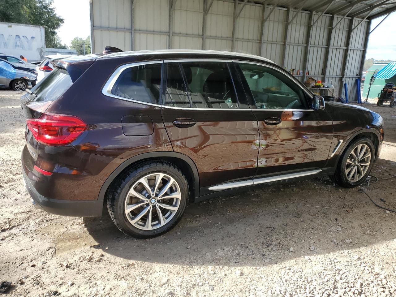 VIN 5UXTR7C57KLR45756 2019 BMW X3 no.3