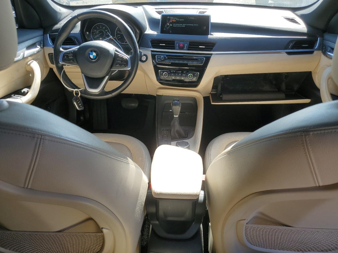 2017 BMW X1 - Image 8