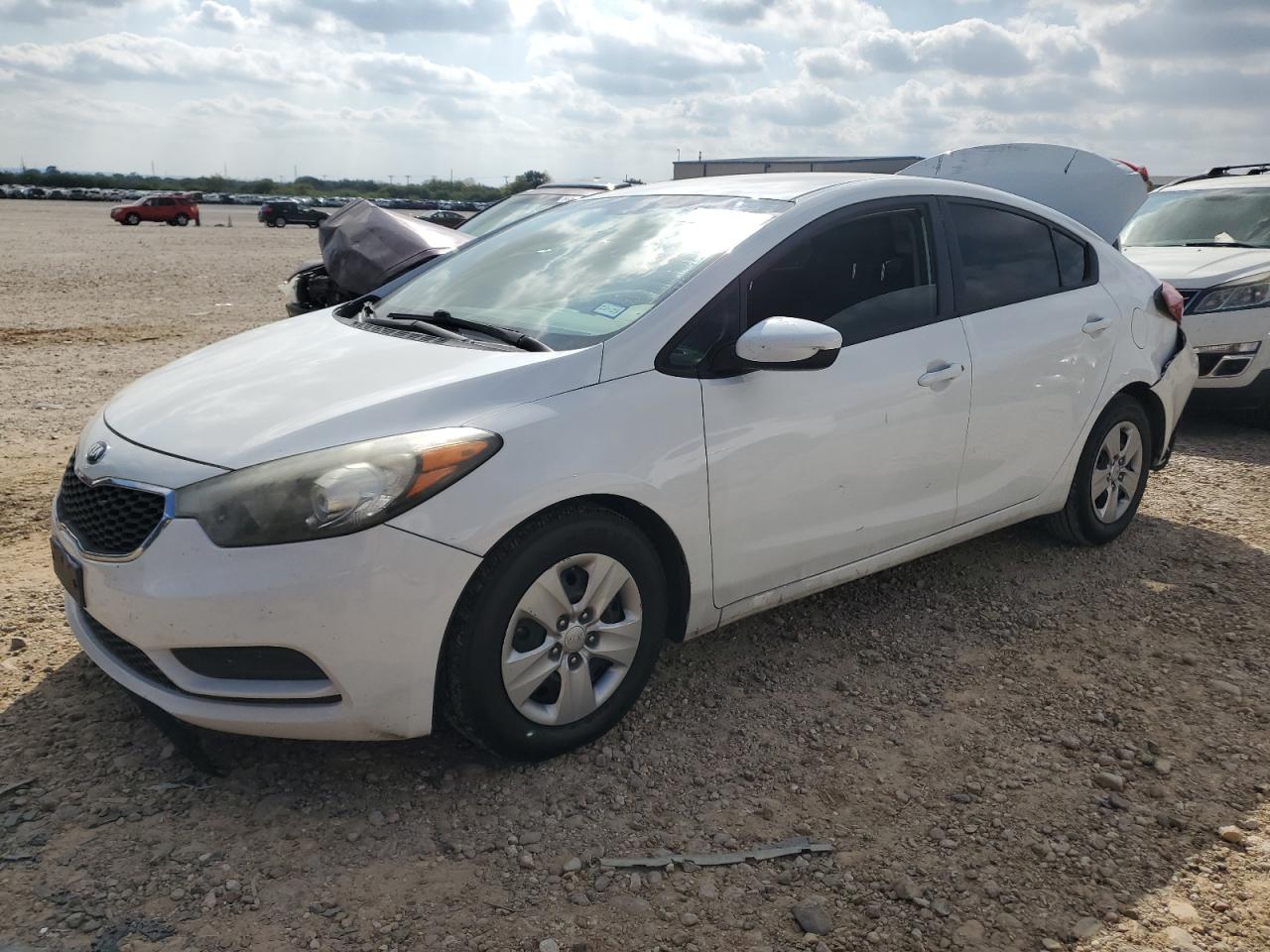 VIN KNAFK4A63G5485209 2016 KIA FORTE no.1