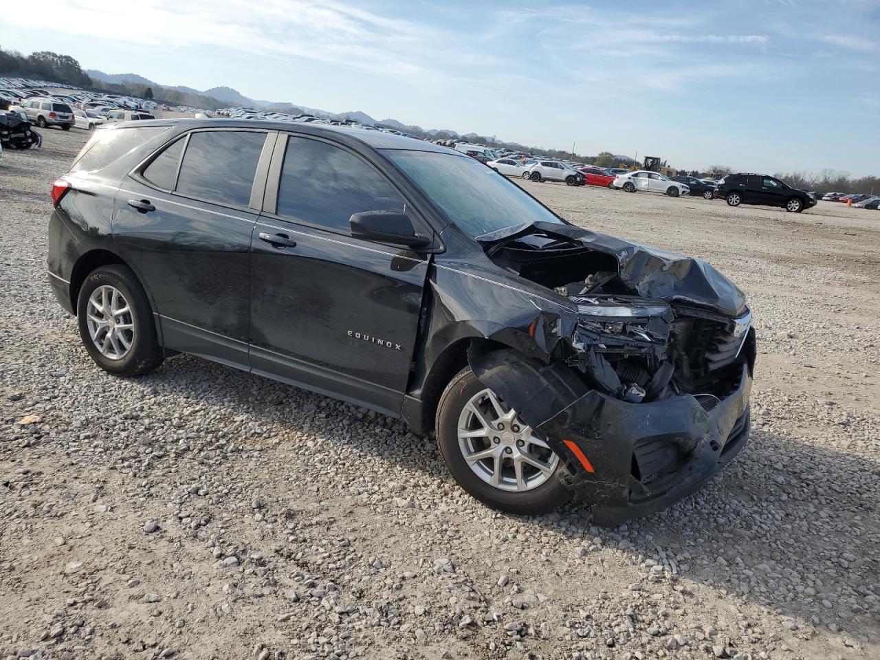 2023 Chevrolet Equinox - Image 4