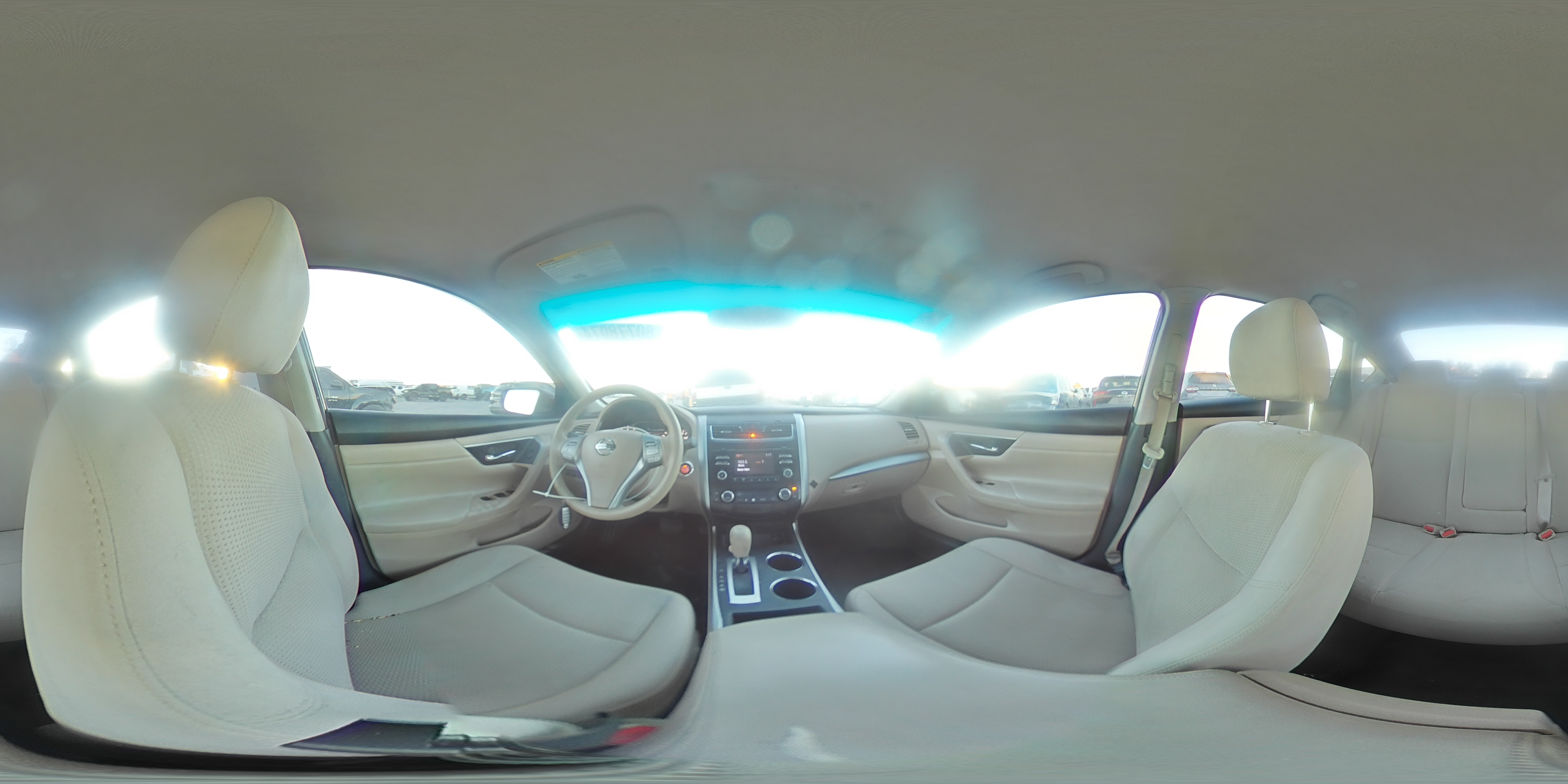 2015 Nissan Altima - Image 12