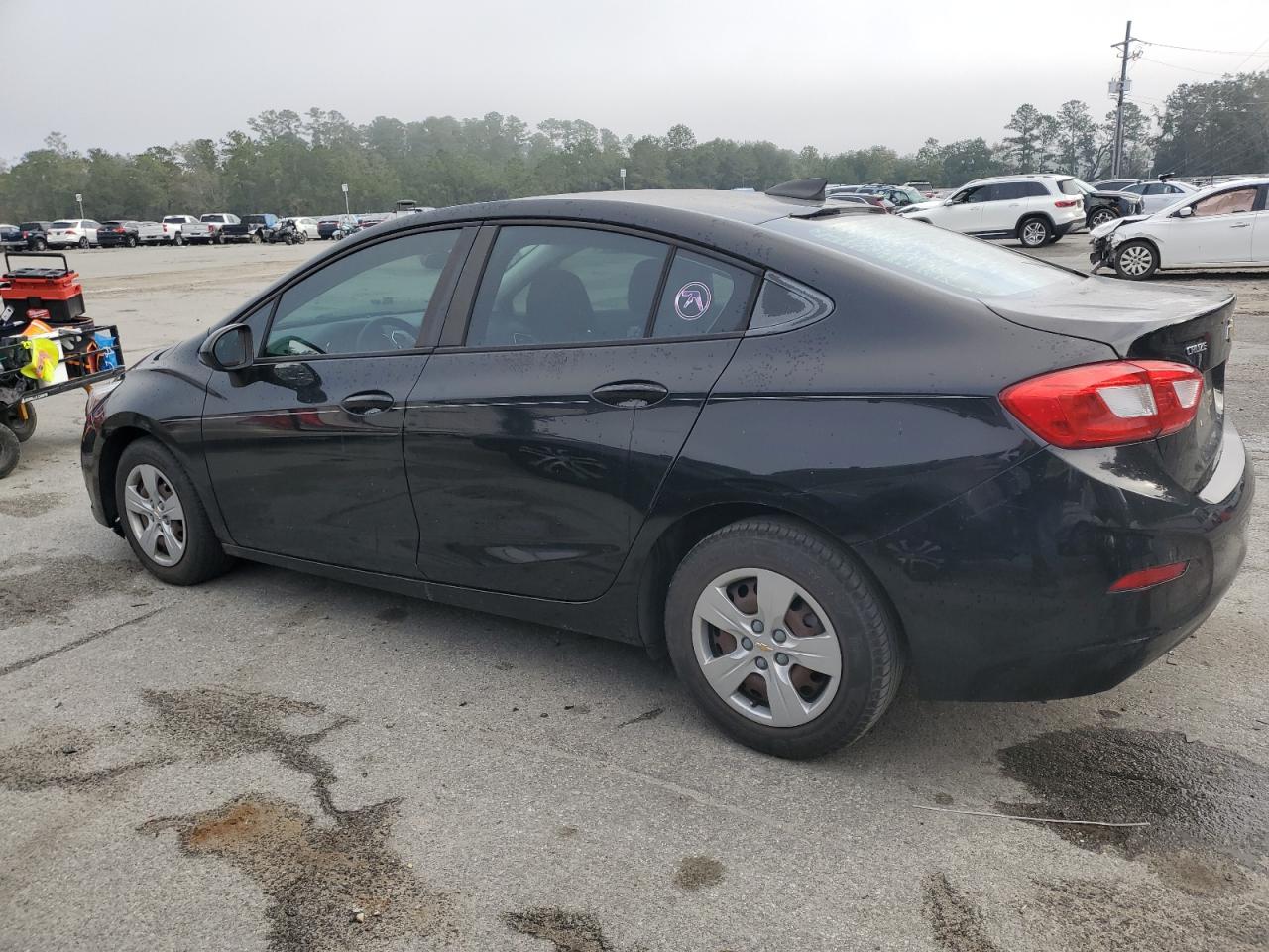 2017 Chevrolet Cruze - Image 2