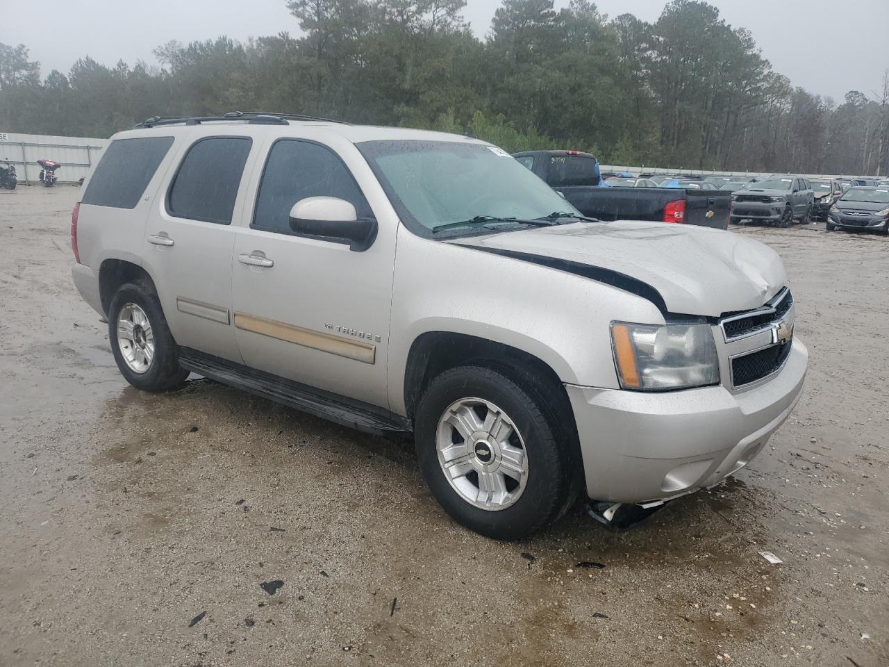 2009 Chevrolet Tahoe - Image 4