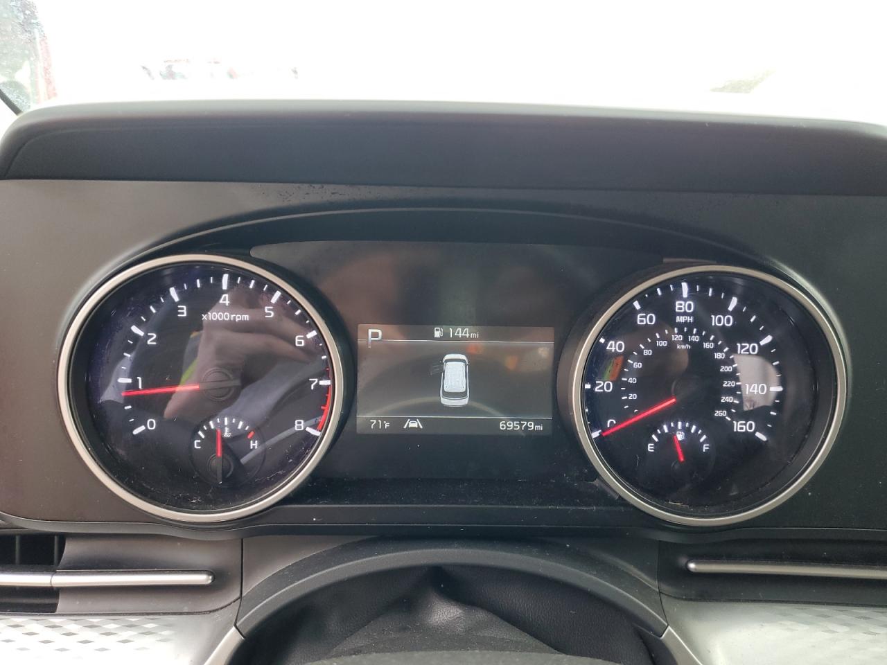 2022 Kia Carnival Lx VIN: KNDNB4H3XN6169887 Lot: 81269414