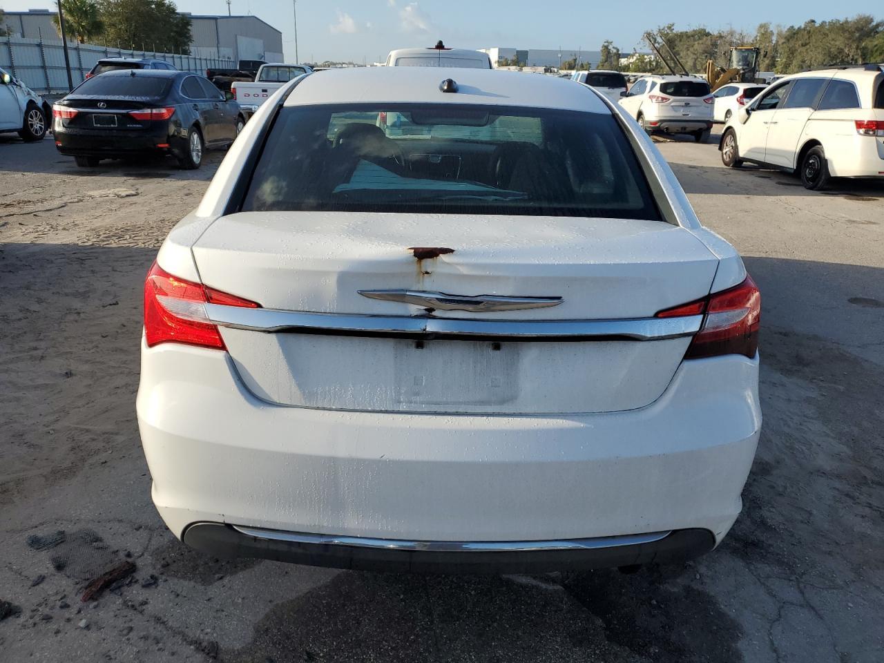 2012 Chrysler 200 Lx VIN: 1C3CCBAB5CN180006 Lot: 81997344