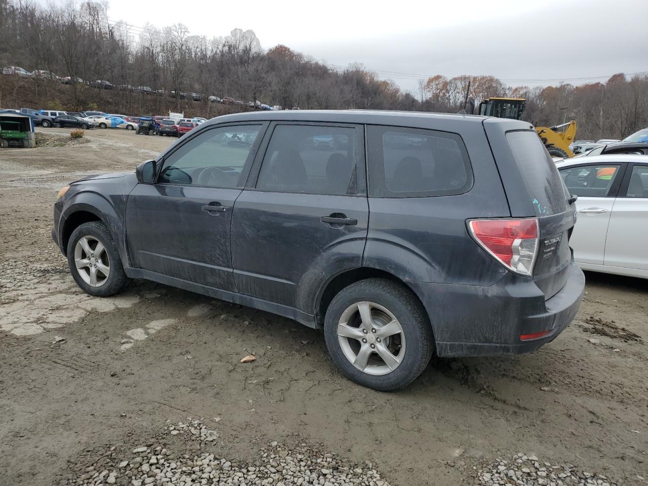 2010 Subaru Forester - Image 2