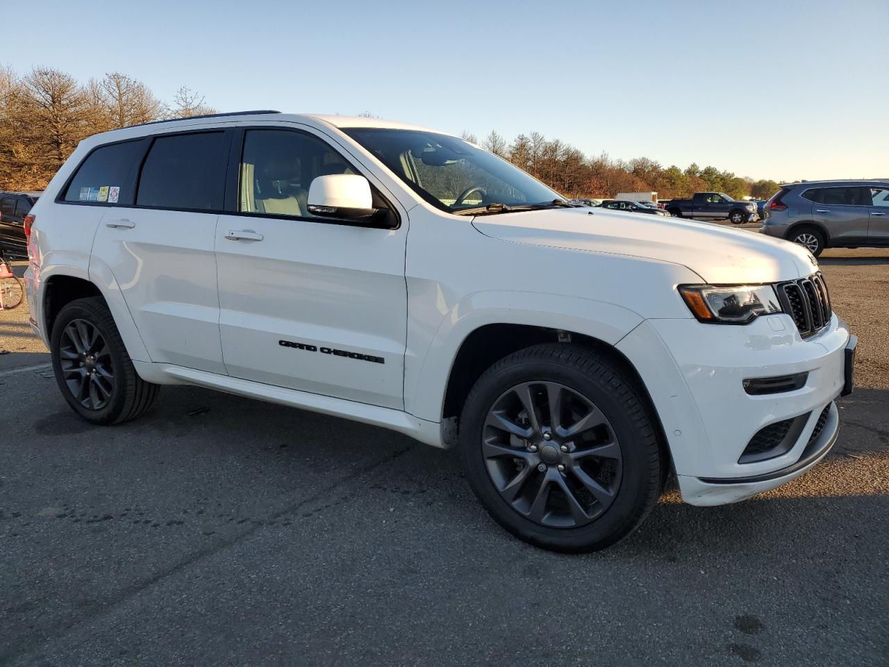 2019 Jeep Grand Cherokee - Image 4