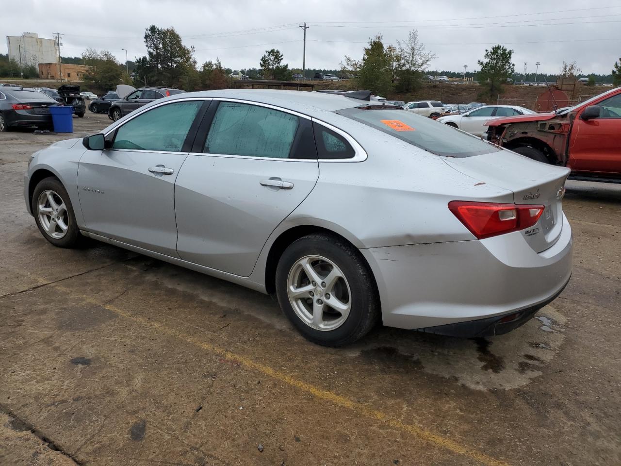 2017 Chevrolet Malibu - Image 2