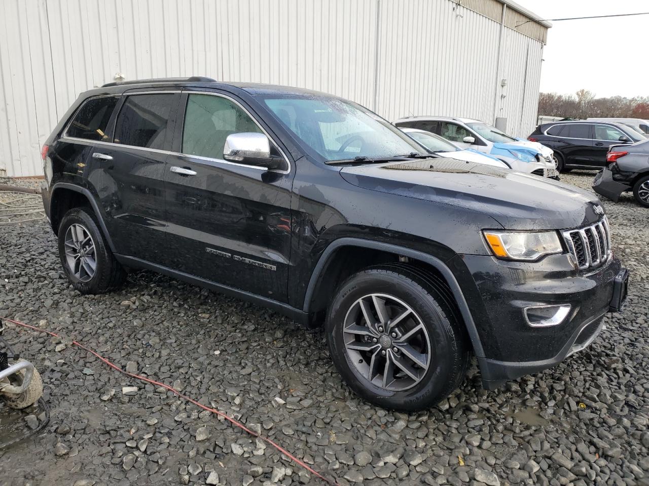 2017 Jeep Grand Cherokee - Image 4