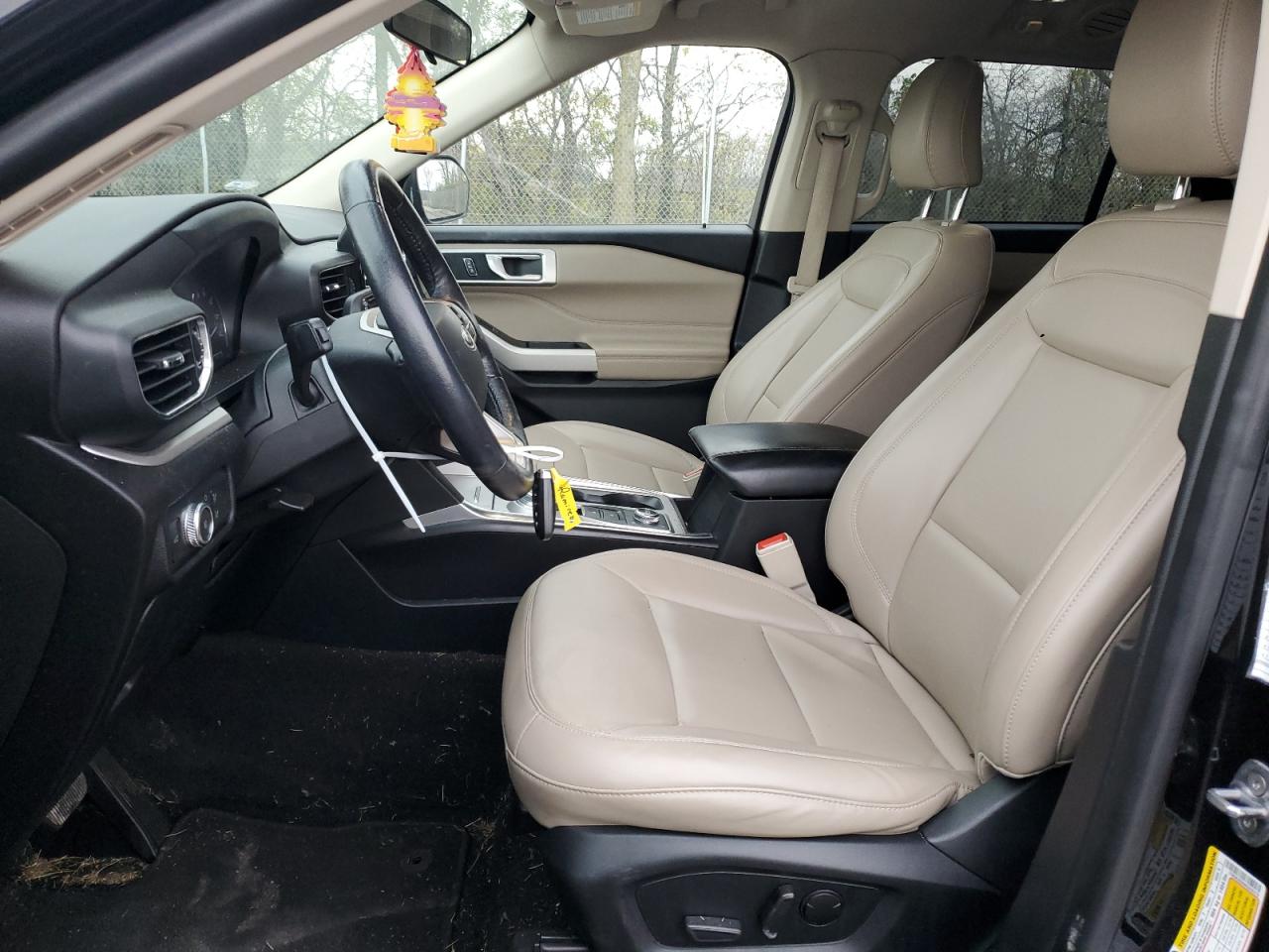 2022 Ford Explorer - Image 7