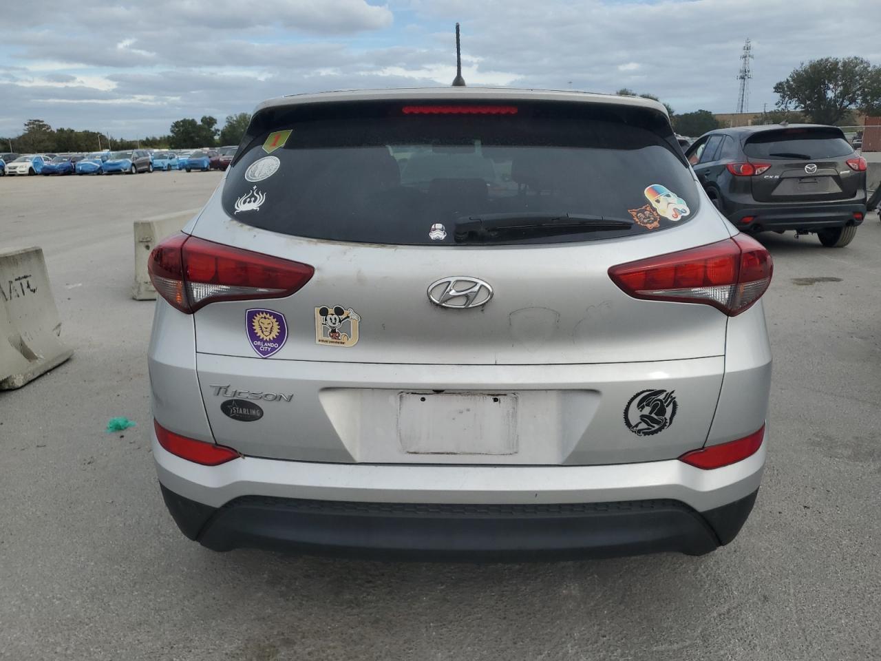 VIN KM8J23A47JU755959 2018 HYUNDAI TUCSON no.6