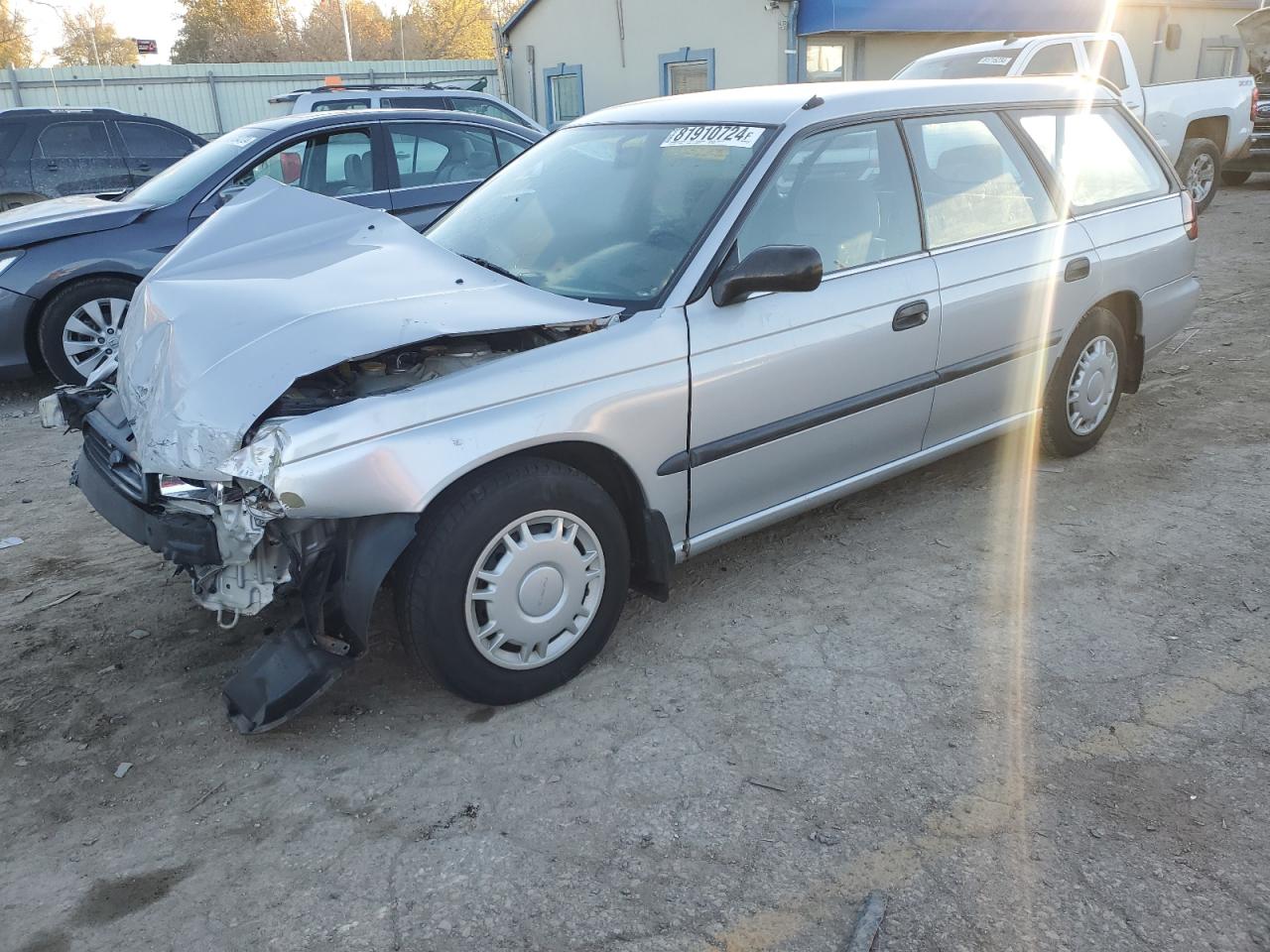 1997 Subaru Legacy L na sprzedaż w Wichita, KS - Front End