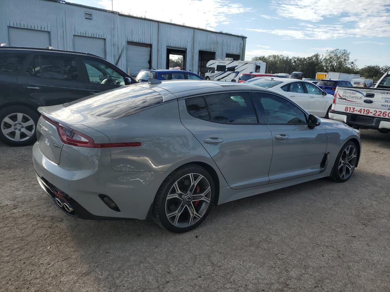 2020 Kia Stinger - Image 3