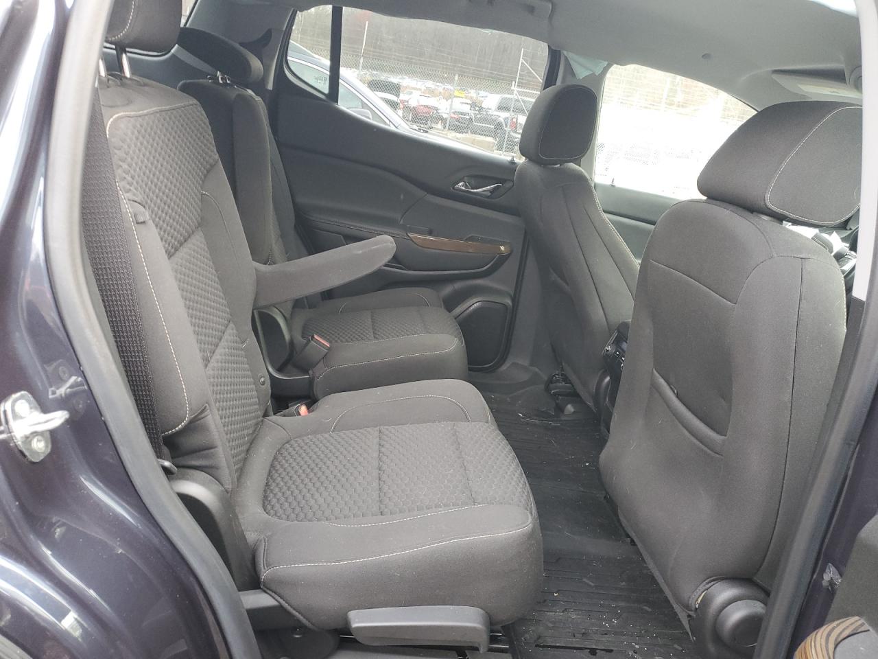 2018 GMC Acadia - Image 11