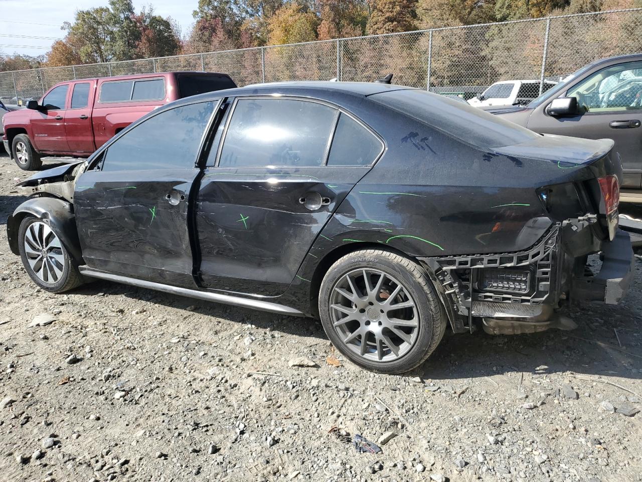 2014 Volkswagen Jetta - Image 2
