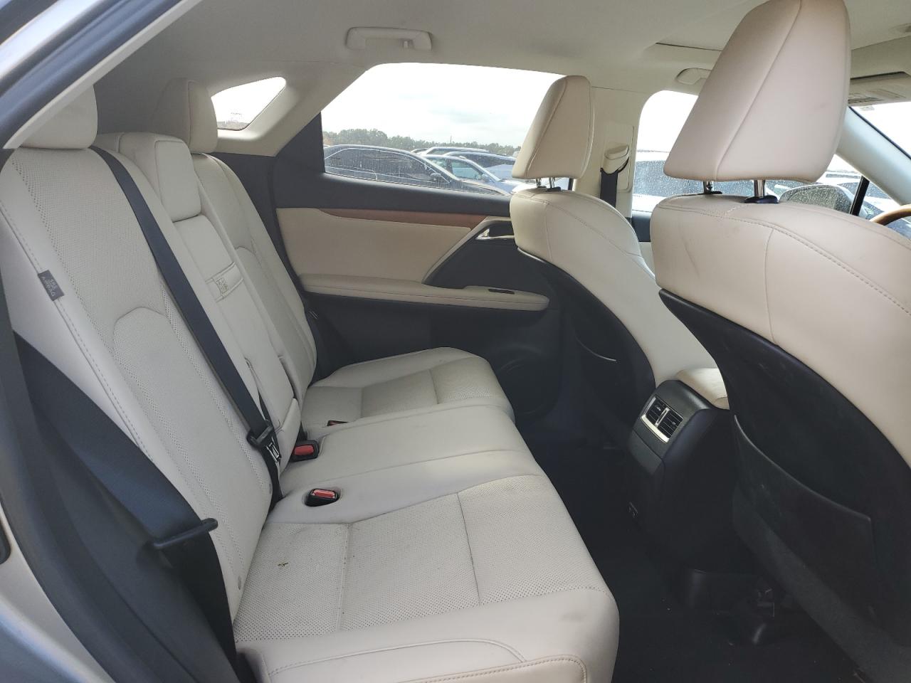 2022 Lexus RX - Image 10